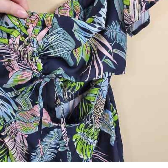 NWT LF tropical off shoulder romper BONED - Picture 5 of 9